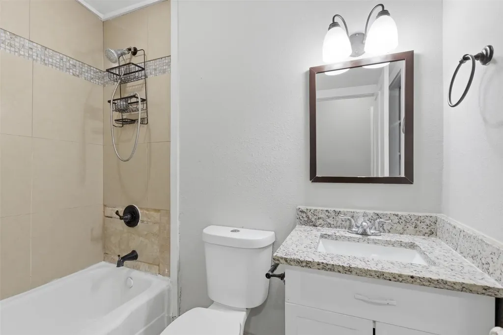 630 E Acheson Street Denison TX 75021