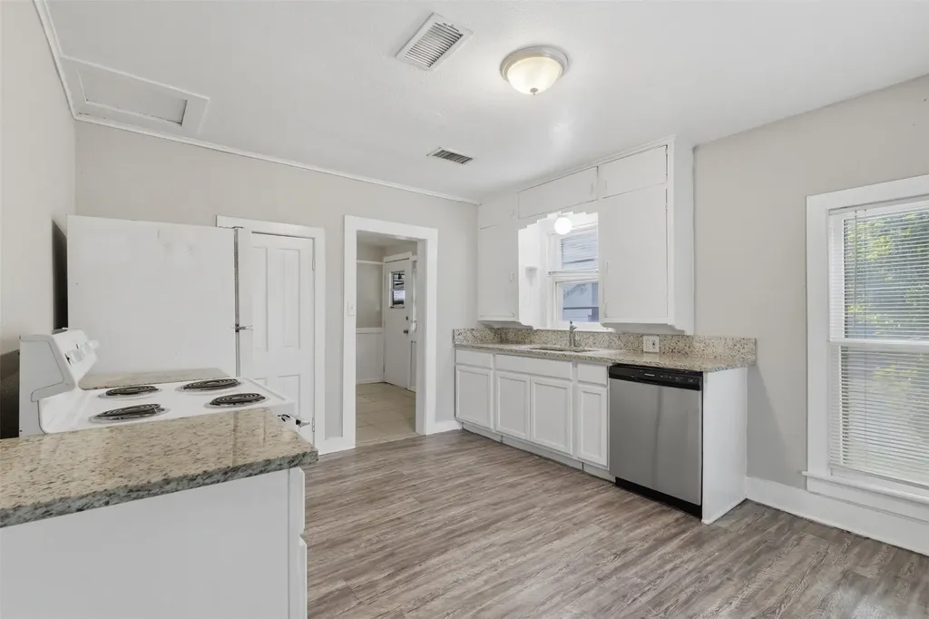 630 E Acheson Street Denison TX 75021