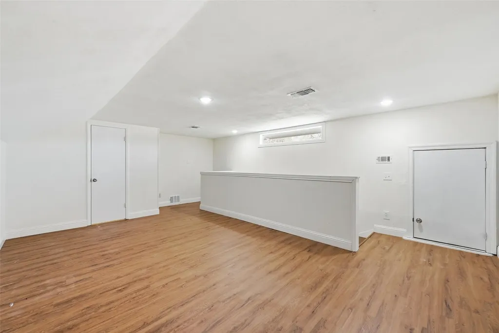 3301 Peachtree Lane Pantego TX 76013