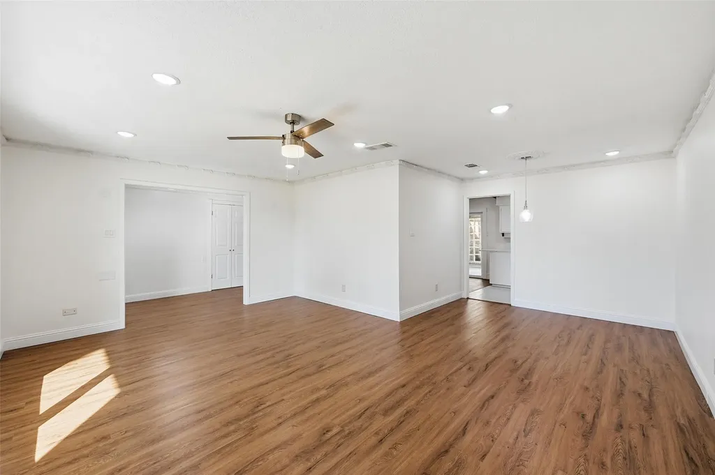 3301 Peachtree Lane Pantego TX 76013