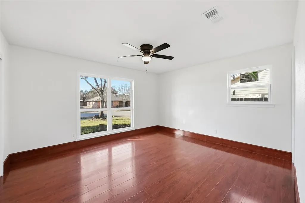 3301 Peachtree Lane Pantego TX 76013