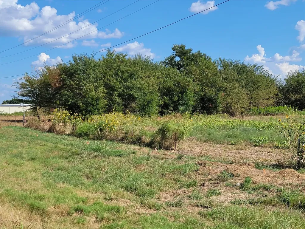 000 Highway 82 Lindsay TX 76250
