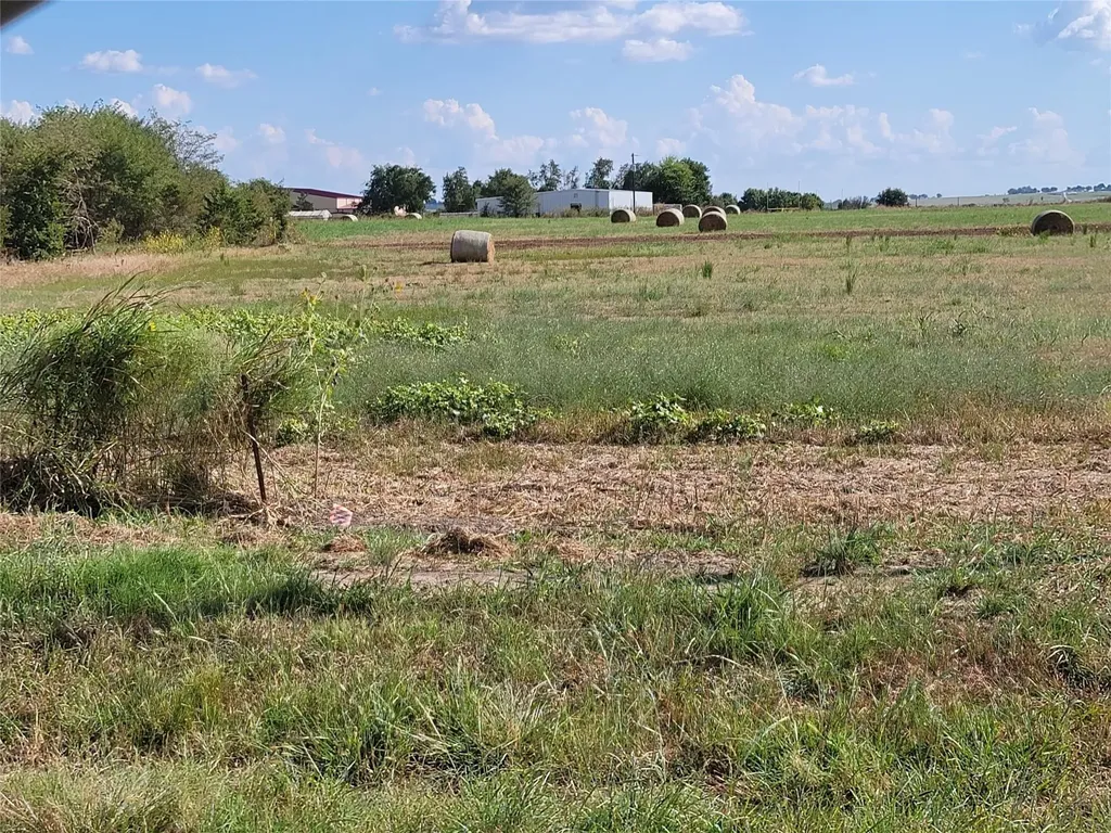 000 Highway 82 Lindsay TX 76250