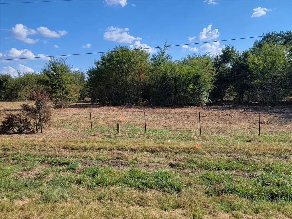 000 Highway 82 Lindsay TX 76250