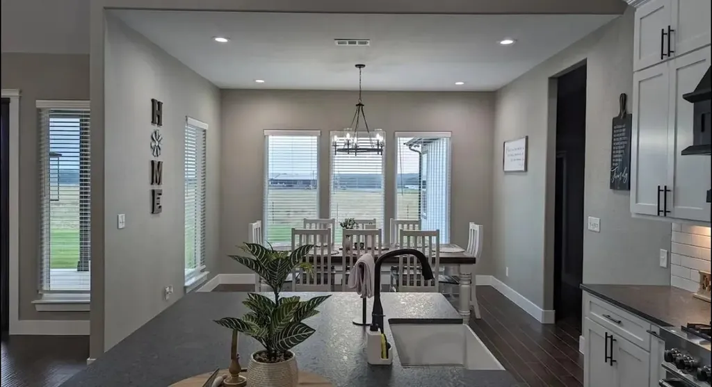 886 County Road 3341 Paradise TX 76073