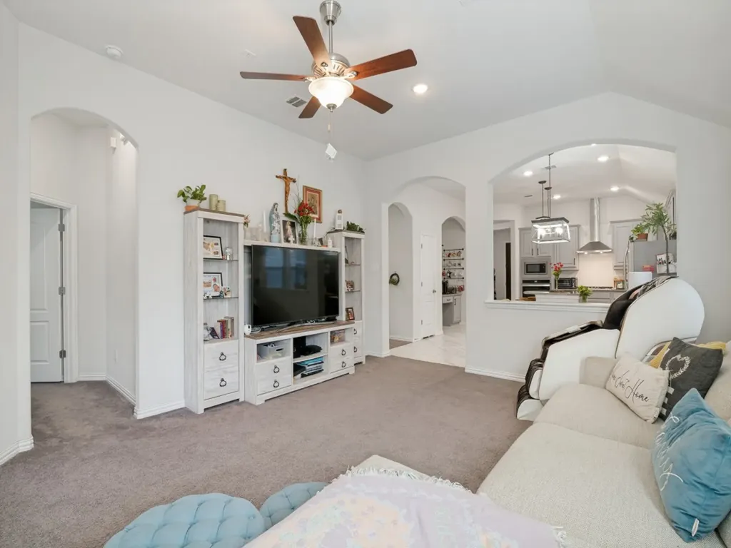 2718 Bechtol Street Garland TX 75042
