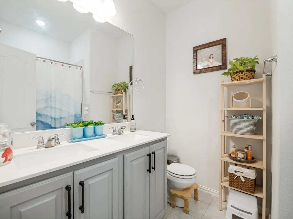 2718 Bechtol Street Garland TX 75042