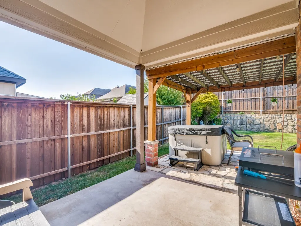 2718 Bechtol Street Garland TX 75042