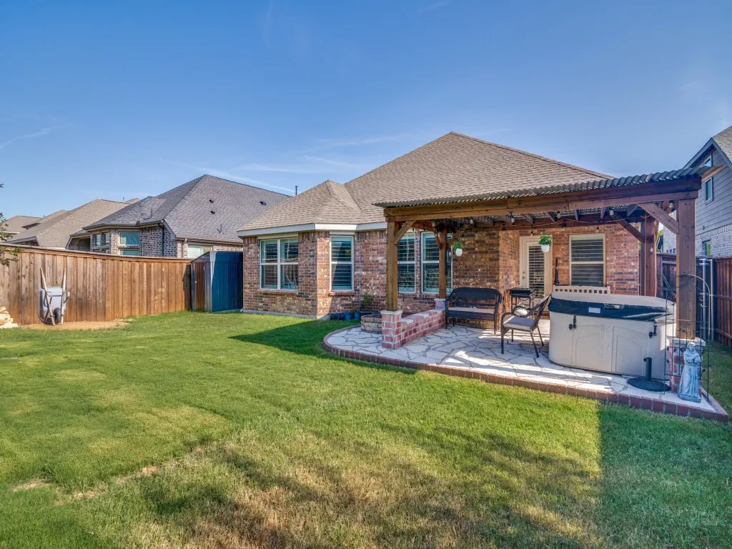 2718 Bechtol Street Garland TX 75042