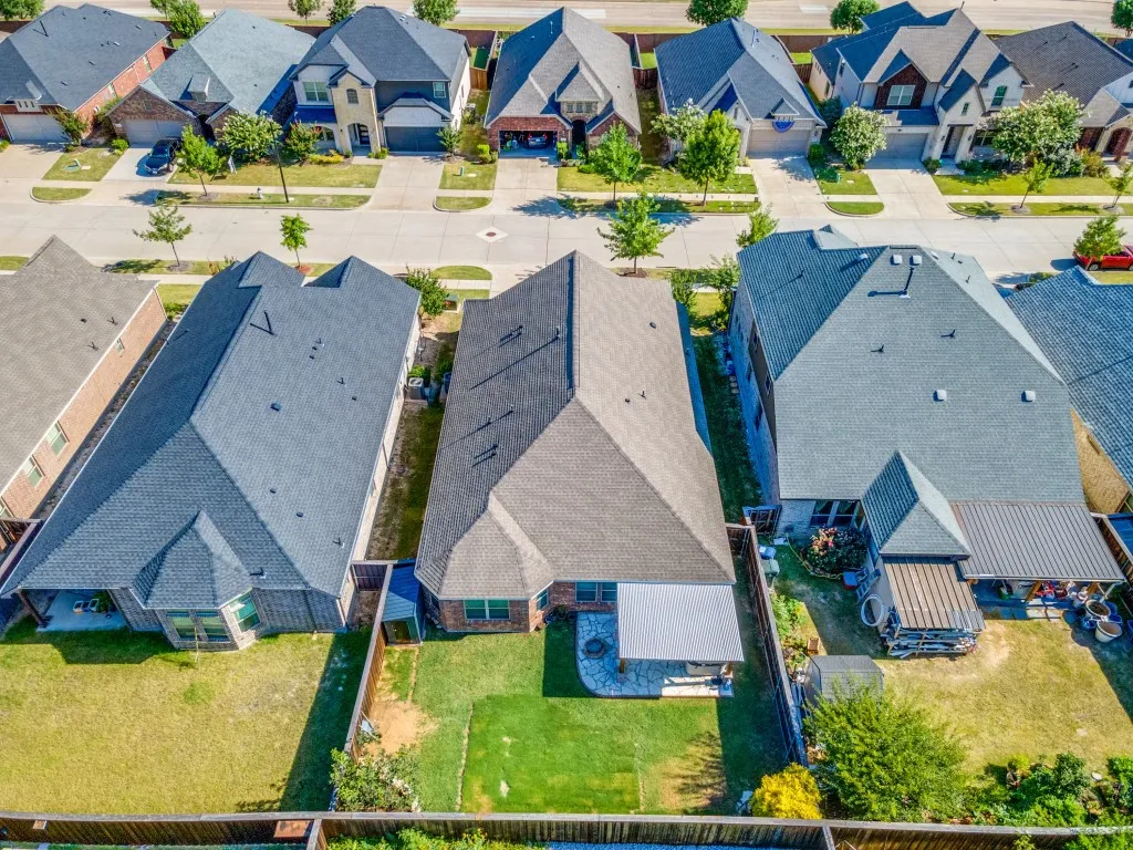 2718 Bechtol Street Garland TX 75042