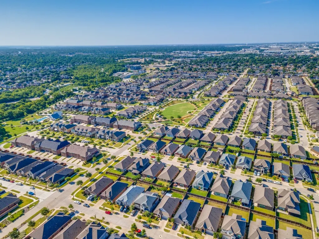 2718 Bechtol Street Garland TX 75042