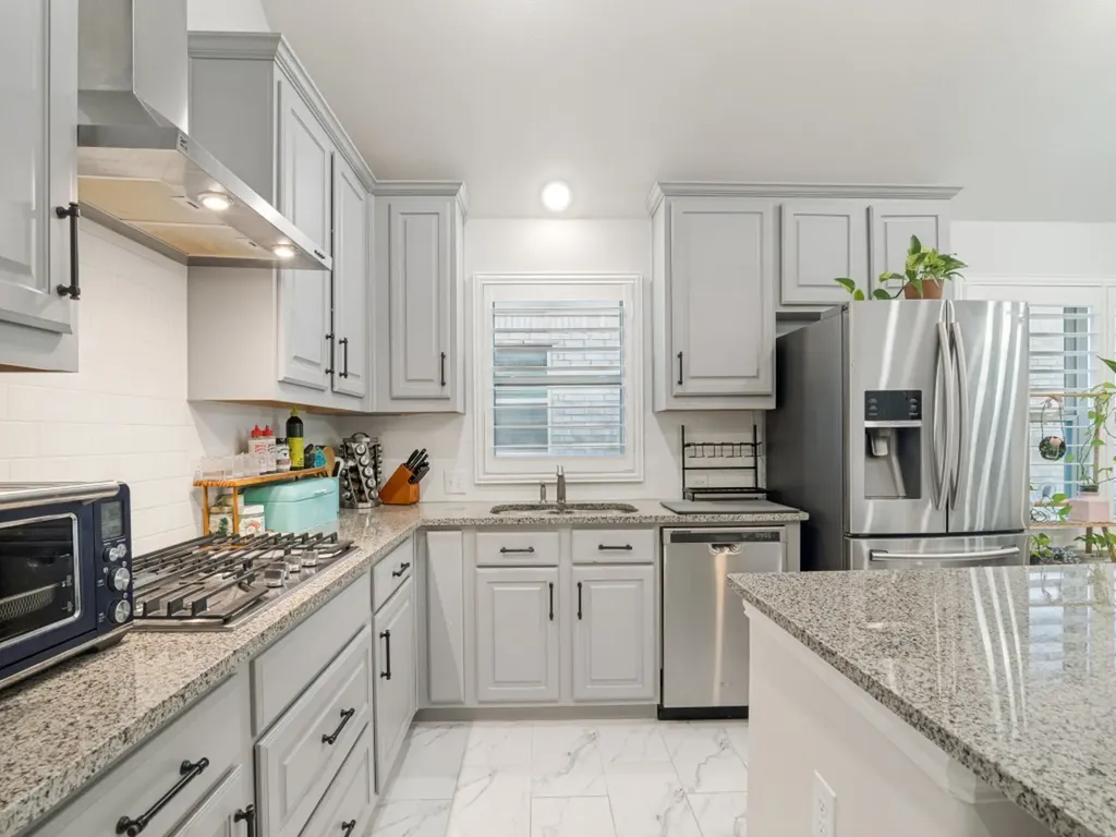 2718 Bechtol Street Garland TX 75042