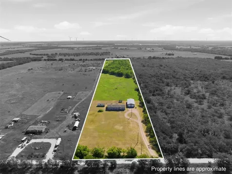 404 Hcr 3258 Mount Calm TX 76673