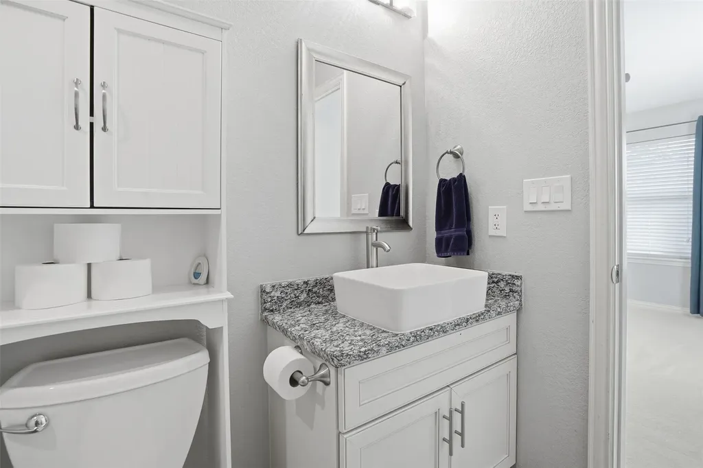 5717 S Wells Circle Westworth Village TX 76114