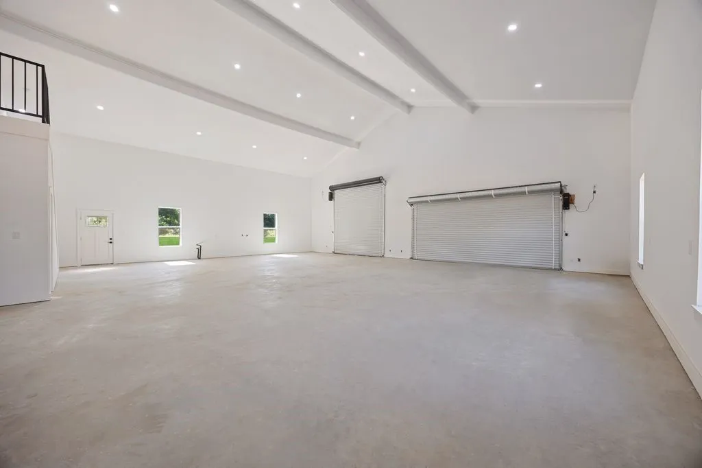 181 County Road 4757 Rhome TX 76078