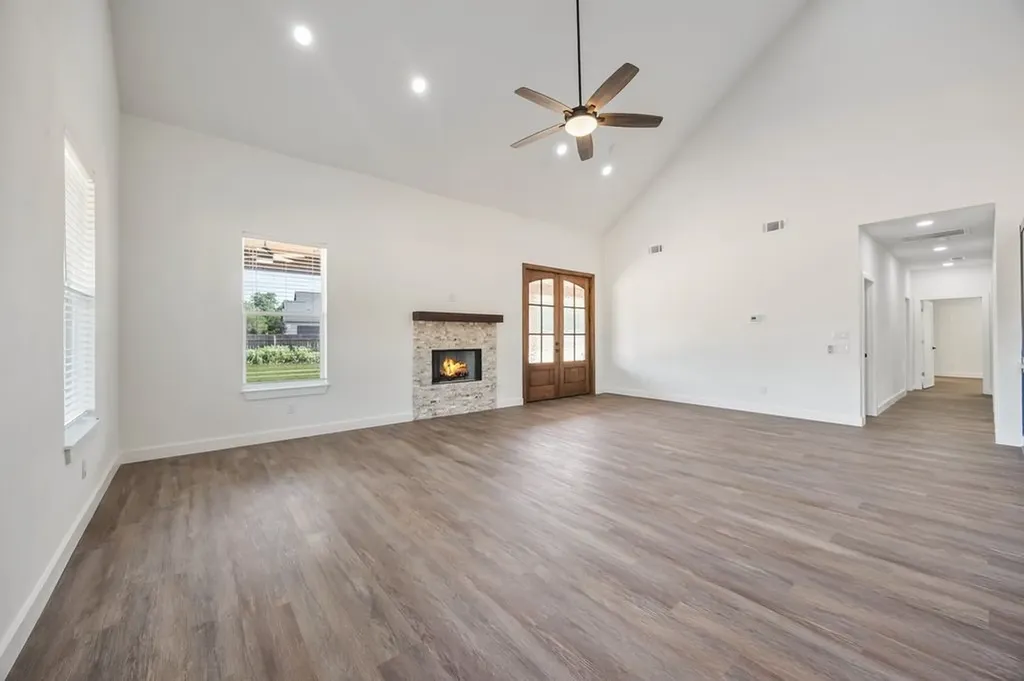 181 County Road 4757 Rhome TX 76078
