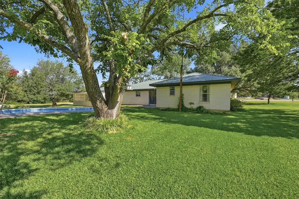 1746 Fm 678 Gainesville TX 76240