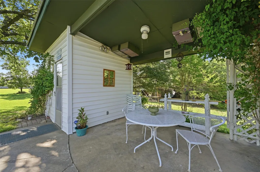 1746 Fm 678 Gainesville TX 76240