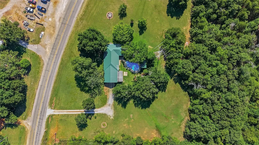 1746 Fm 678 Gainesville TX 76240
