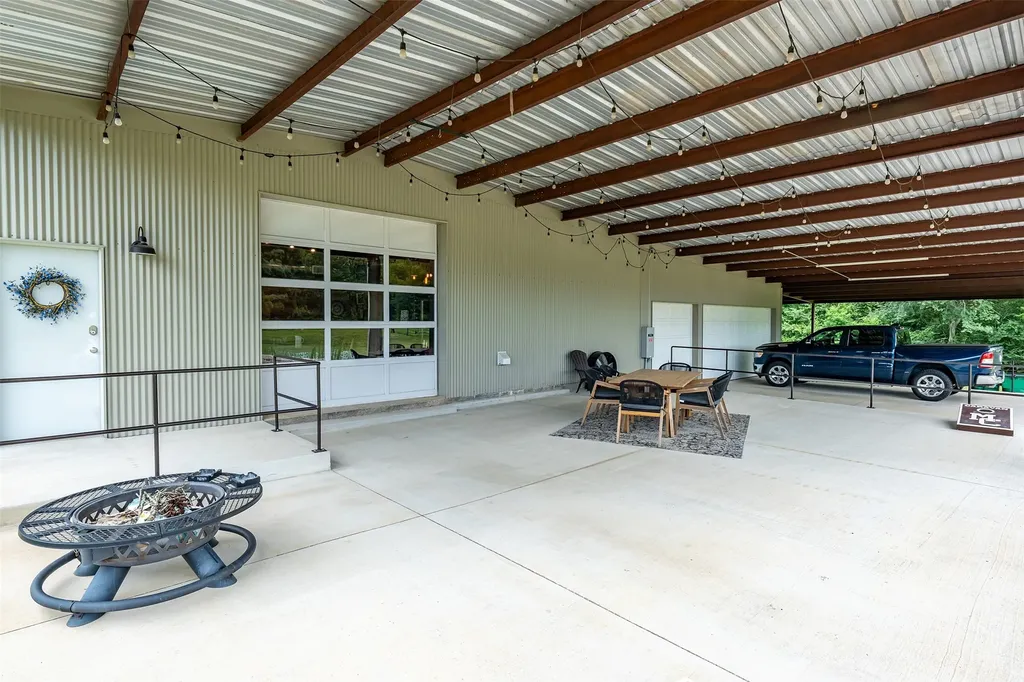 377 Utzman Road Kilgore TX 75662