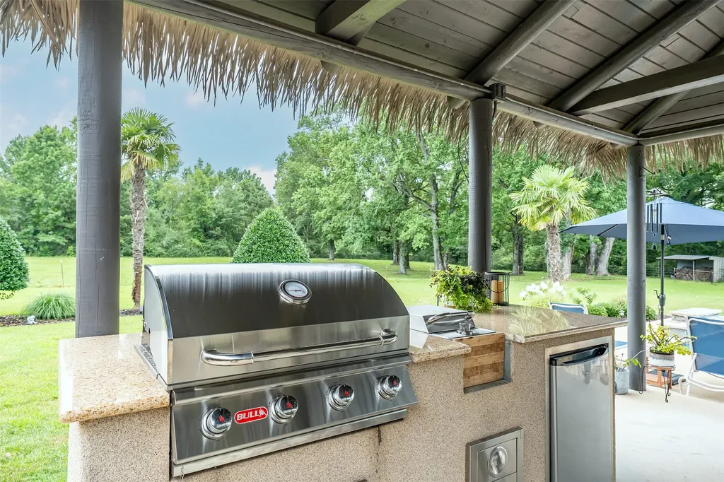 377 Utzman Road Kilgore TX 75662