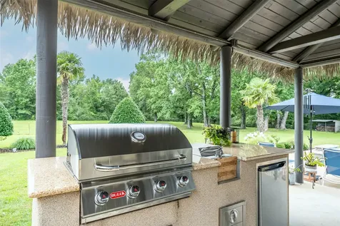 377 Utzman Road Kilgore TX 75662