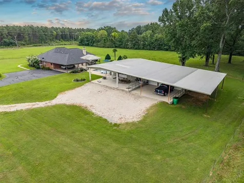 377 Utzman Road Kilgore TX 75662