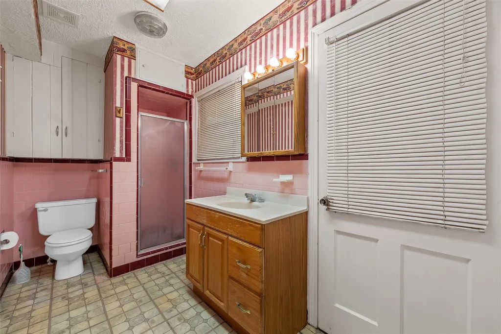 207 N Marable Street West TX 76691