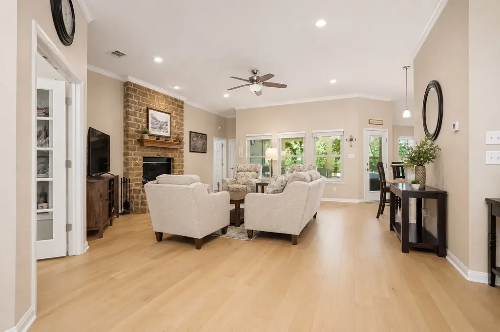 222 Hart Court Runaway Bay TX 76426