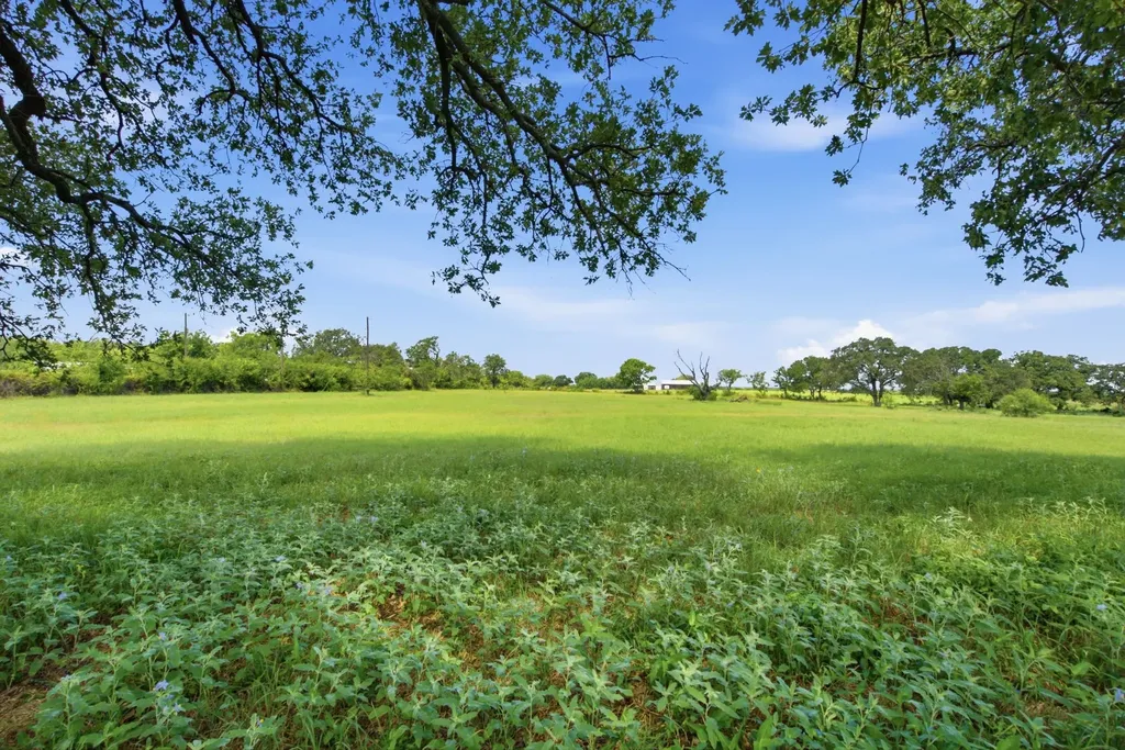 270 County Road 425 De Leon TX 76444
