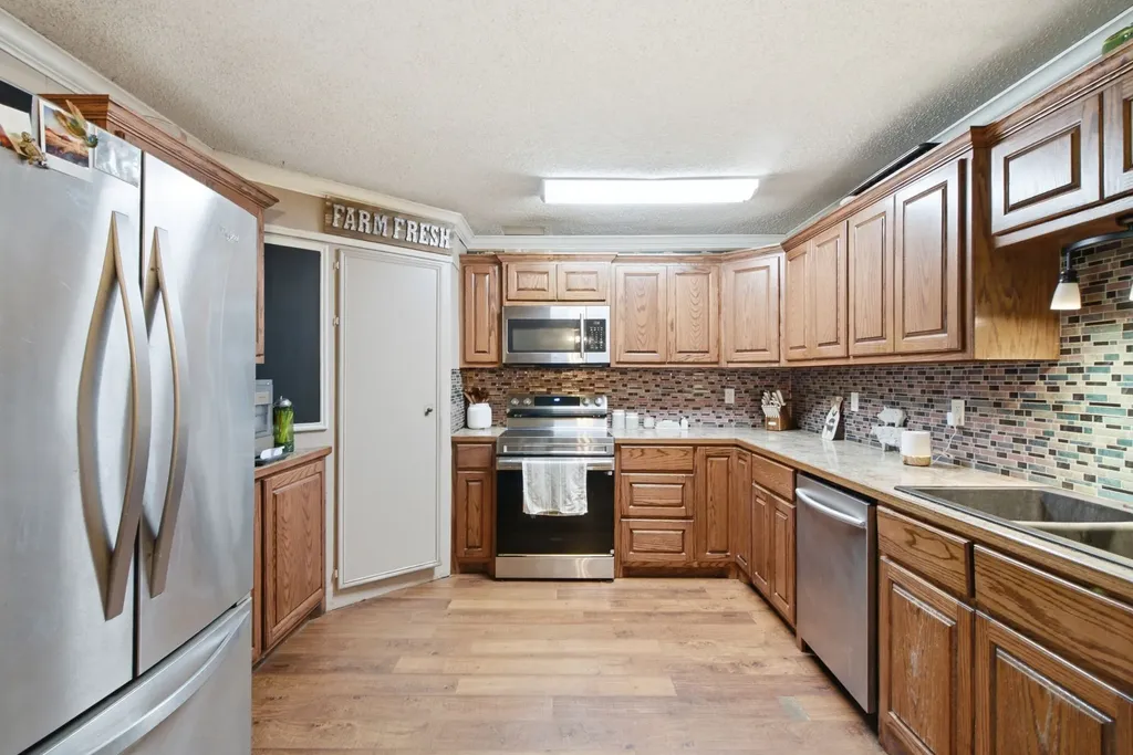 270 County Road 425 De Leon TX 76444