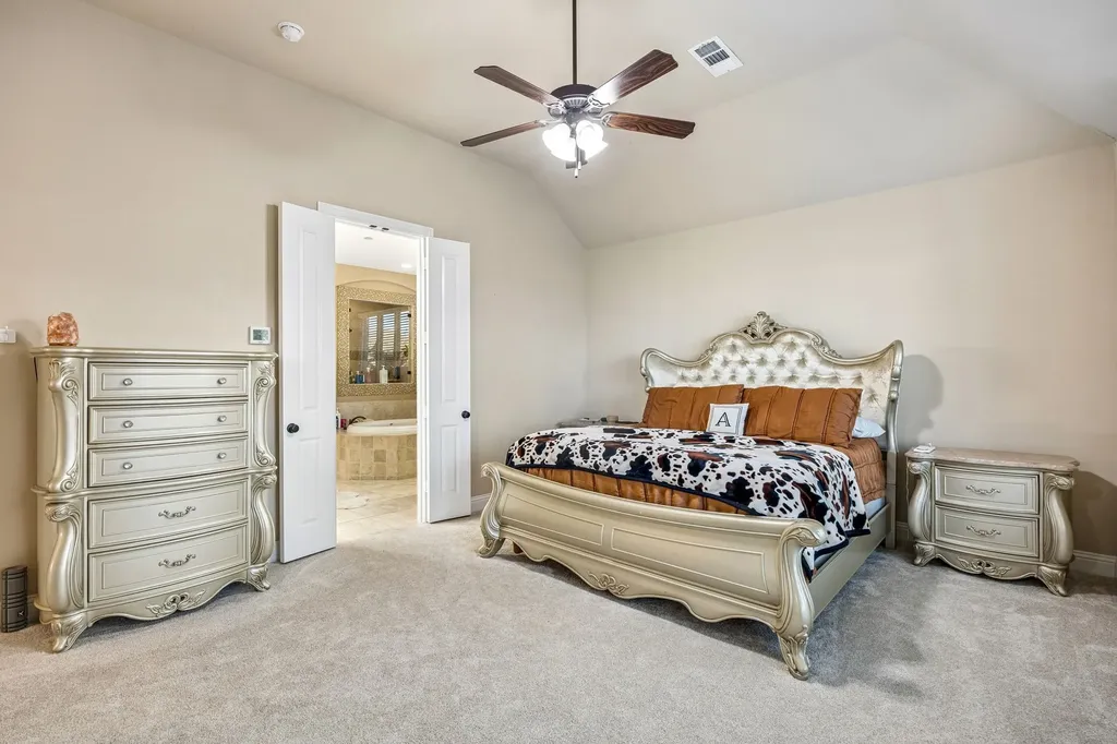 1100 Broadmoor Way Roanoke TX 76262