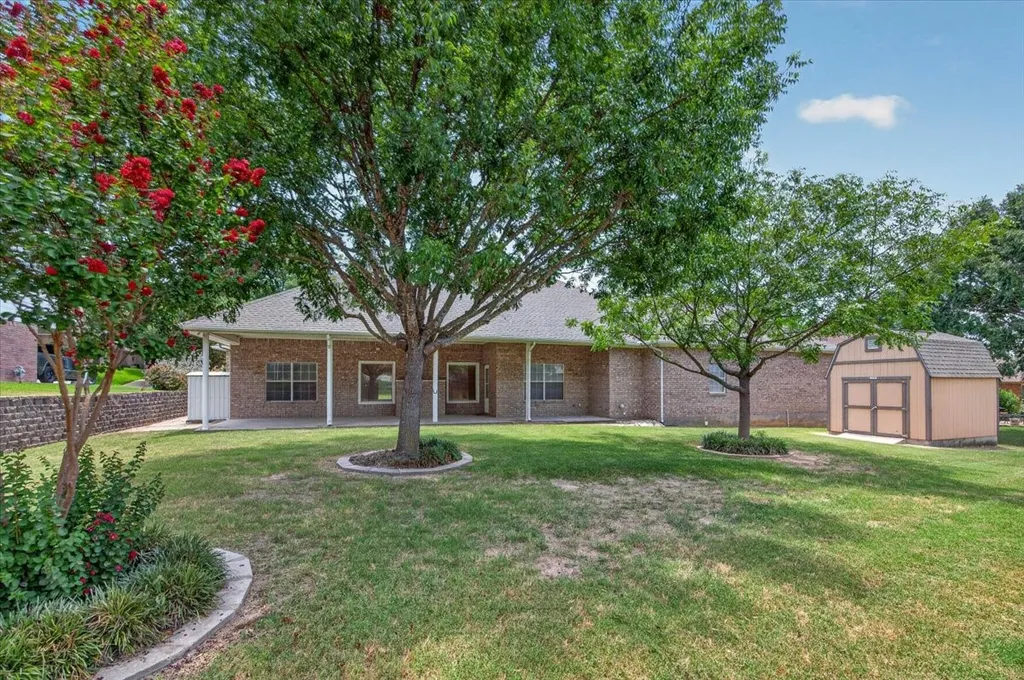 6224 Canyon Trail Lake Worth TX 76135