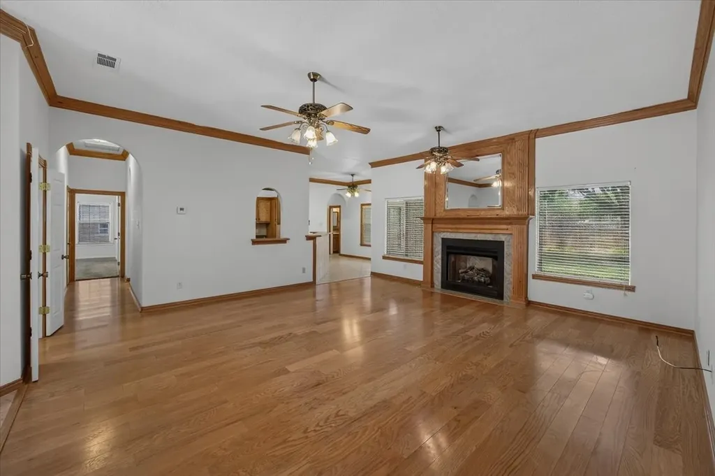 6224 Canyon Trail Lake Worth TX 76135