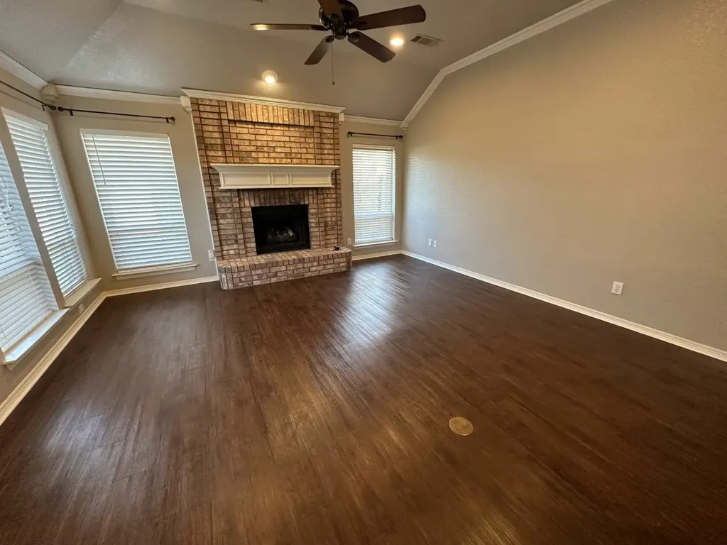 2751 Crystal Glenn Circle Hurst TX 76054