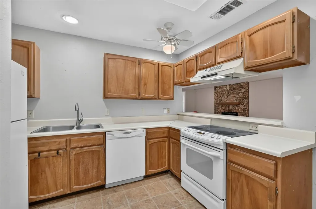 1613 19th Street Plano TX 75074
