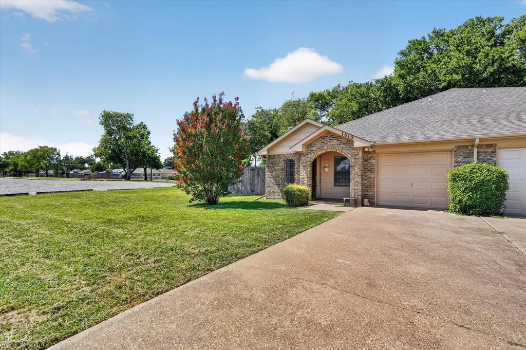 1613 19th Street Plano TX 75074