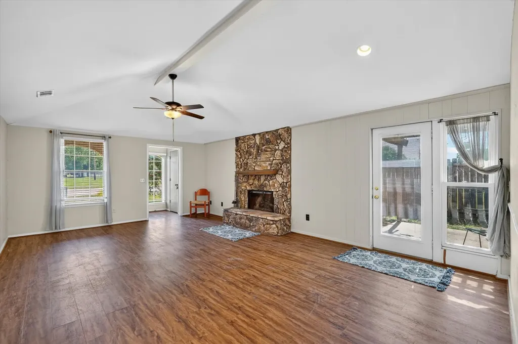 1613 19th Street Plano TX 75074