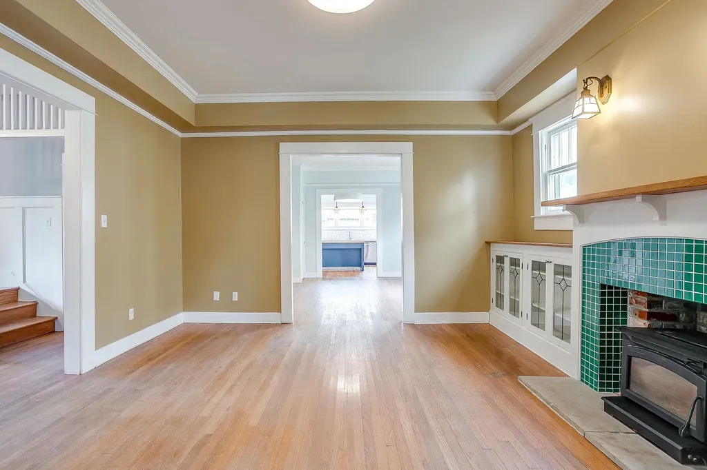 1805 Alston Avenue Fort Worth TX 76110