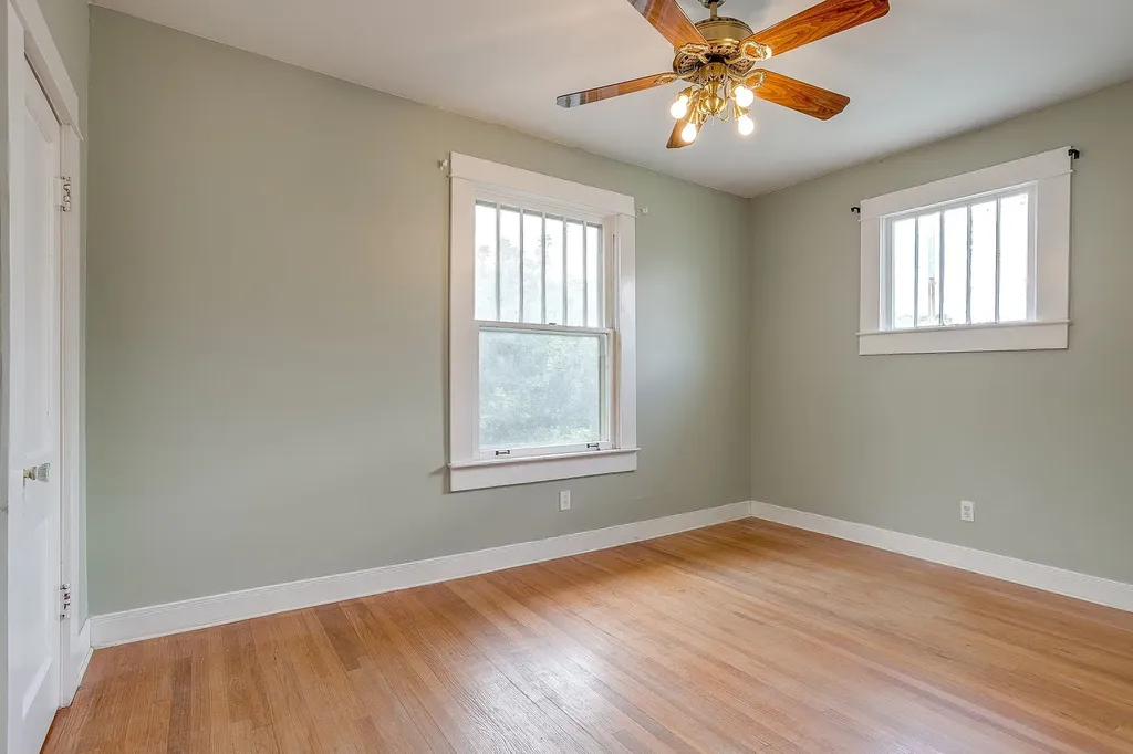 1805 Alston Avenue Fort Worth TX 76110