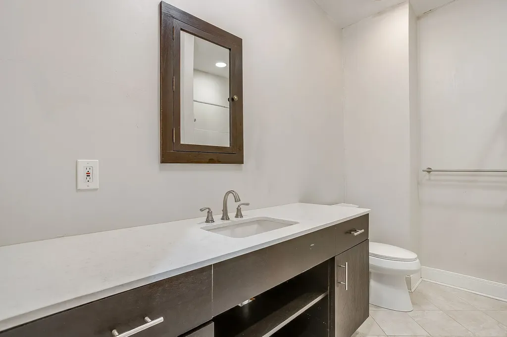 1805 Alston Avenue Fort Worth TX 76110