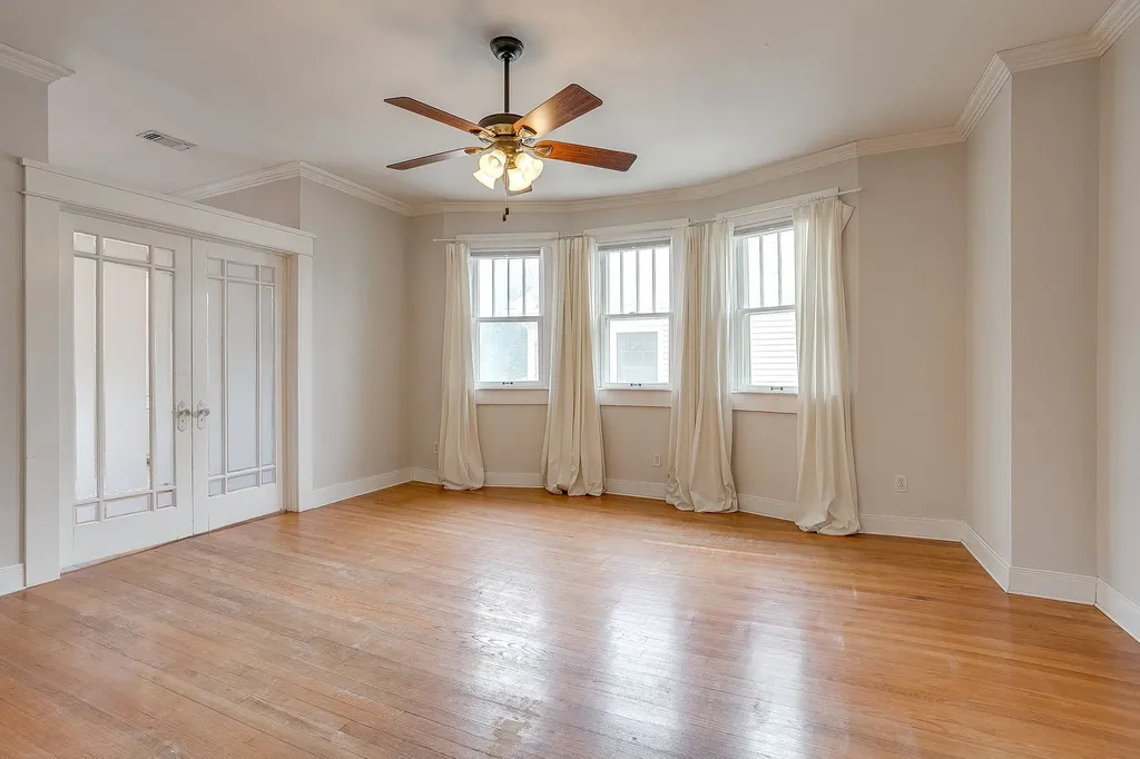 1805 Alston Avenue Fort Worth TX 76110