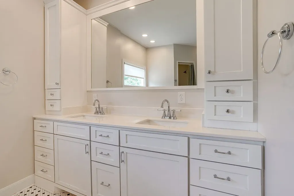 1805 Alston Avenue Fort Worth TX 76110