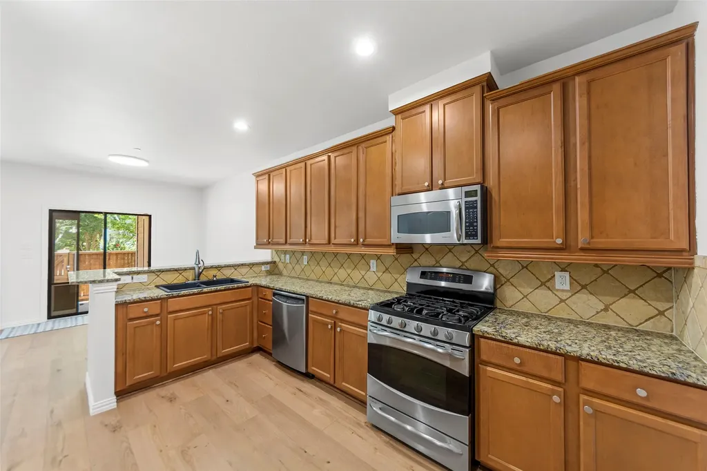 7916 Hannah Street Plano TX 75025
