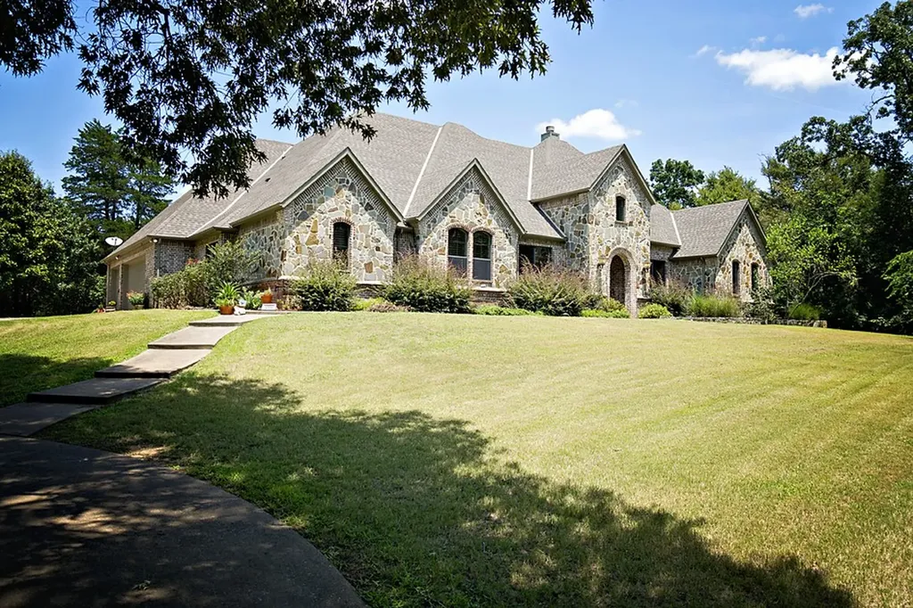 4700 Stonebridge Lane Athens TX 75751