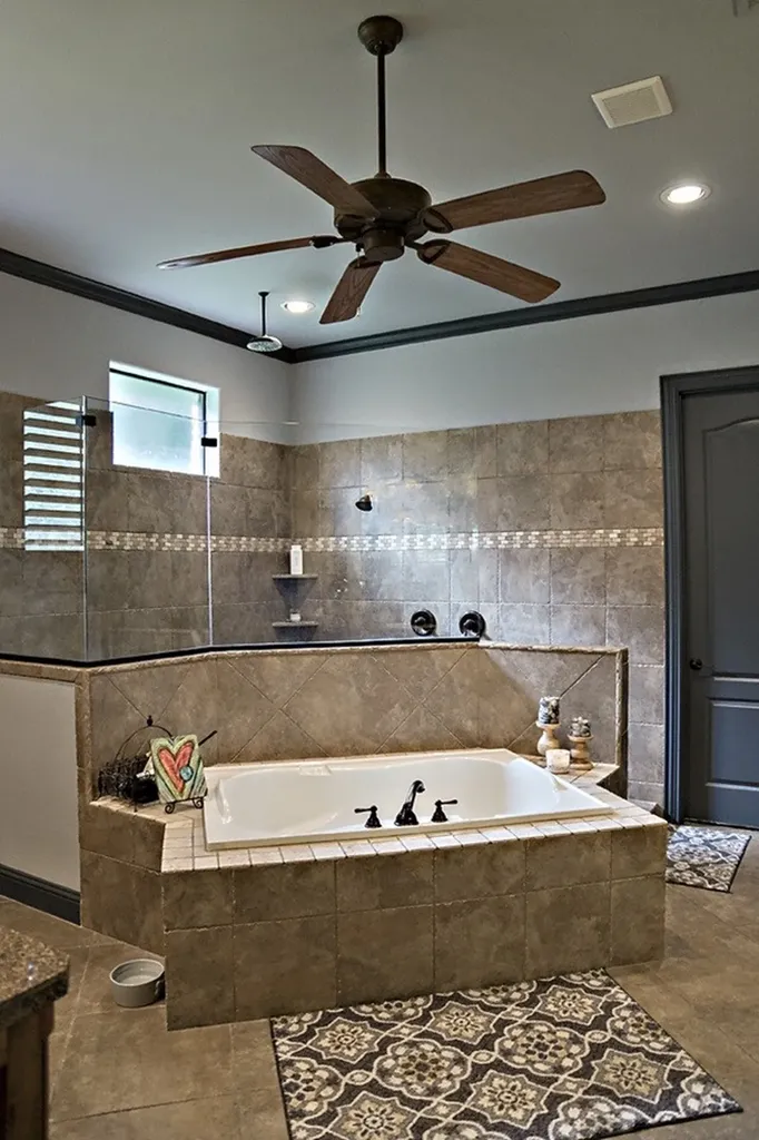 4700 Stonebridge Lane Athens TX 75751