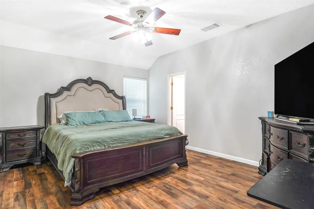 8525 County Road 528 Burleson TX 76028