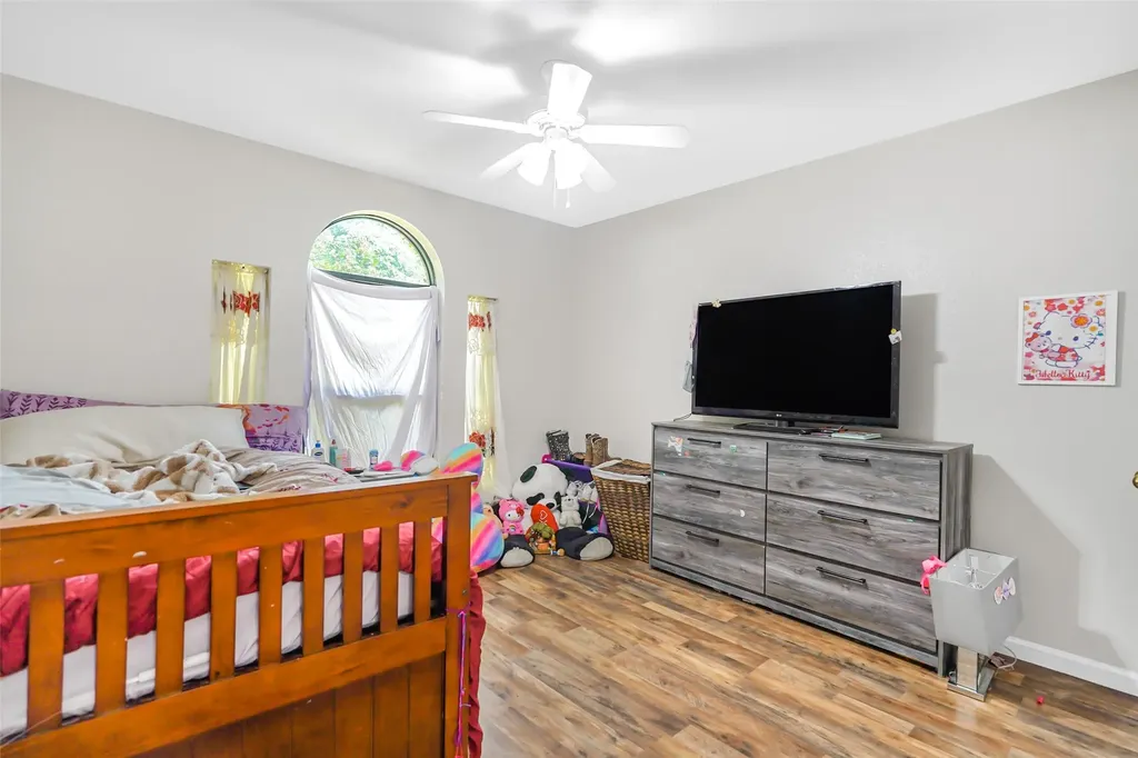 8525 County Road 528 Burleson TX 76028