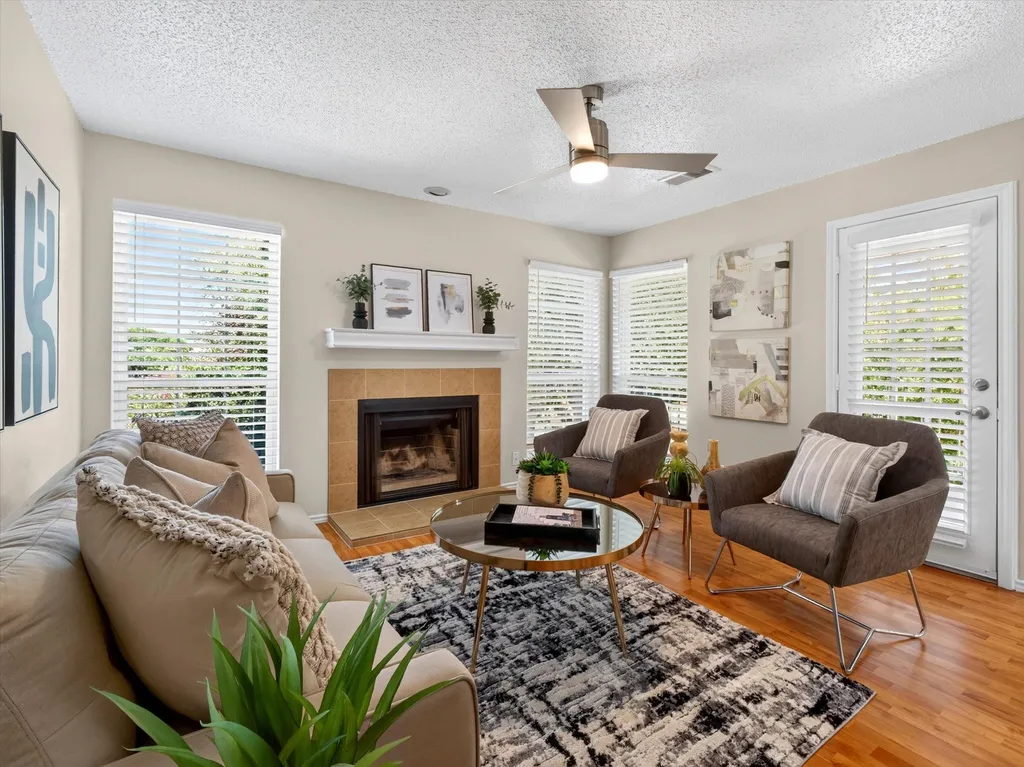 4067 Beltway Drive Addison TX 75001