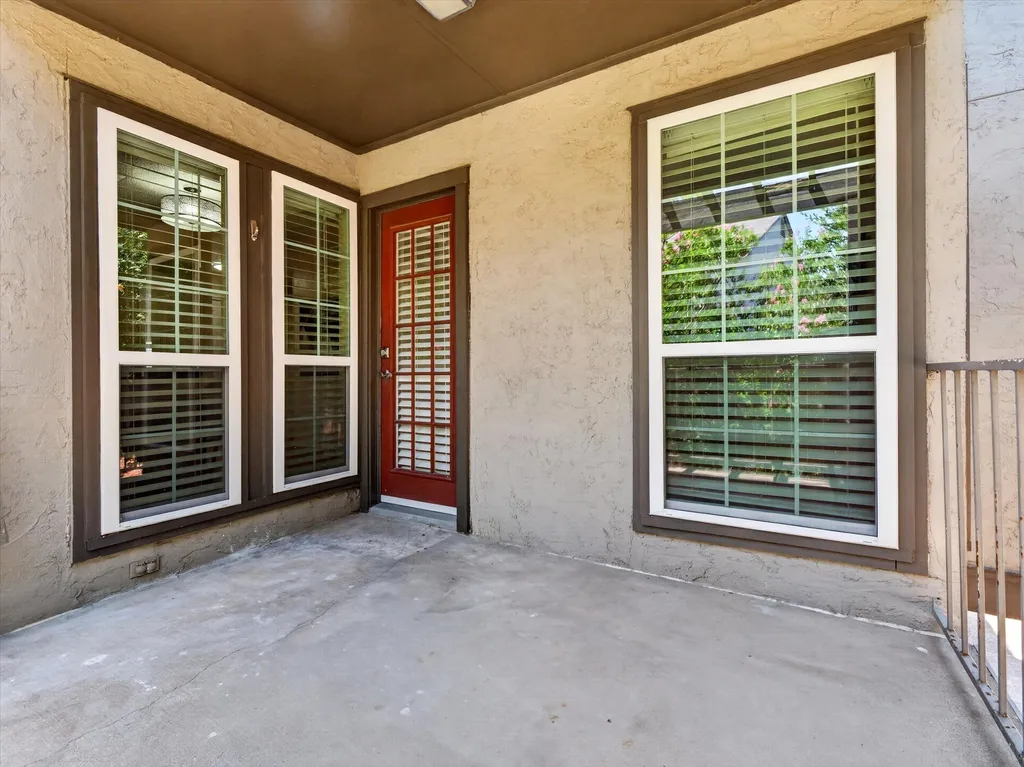 4067 Beltway Drive Addison TX 75001